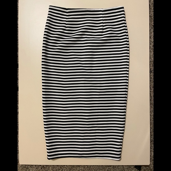 Striped Pencil Skirt S - Picture 1 of 3